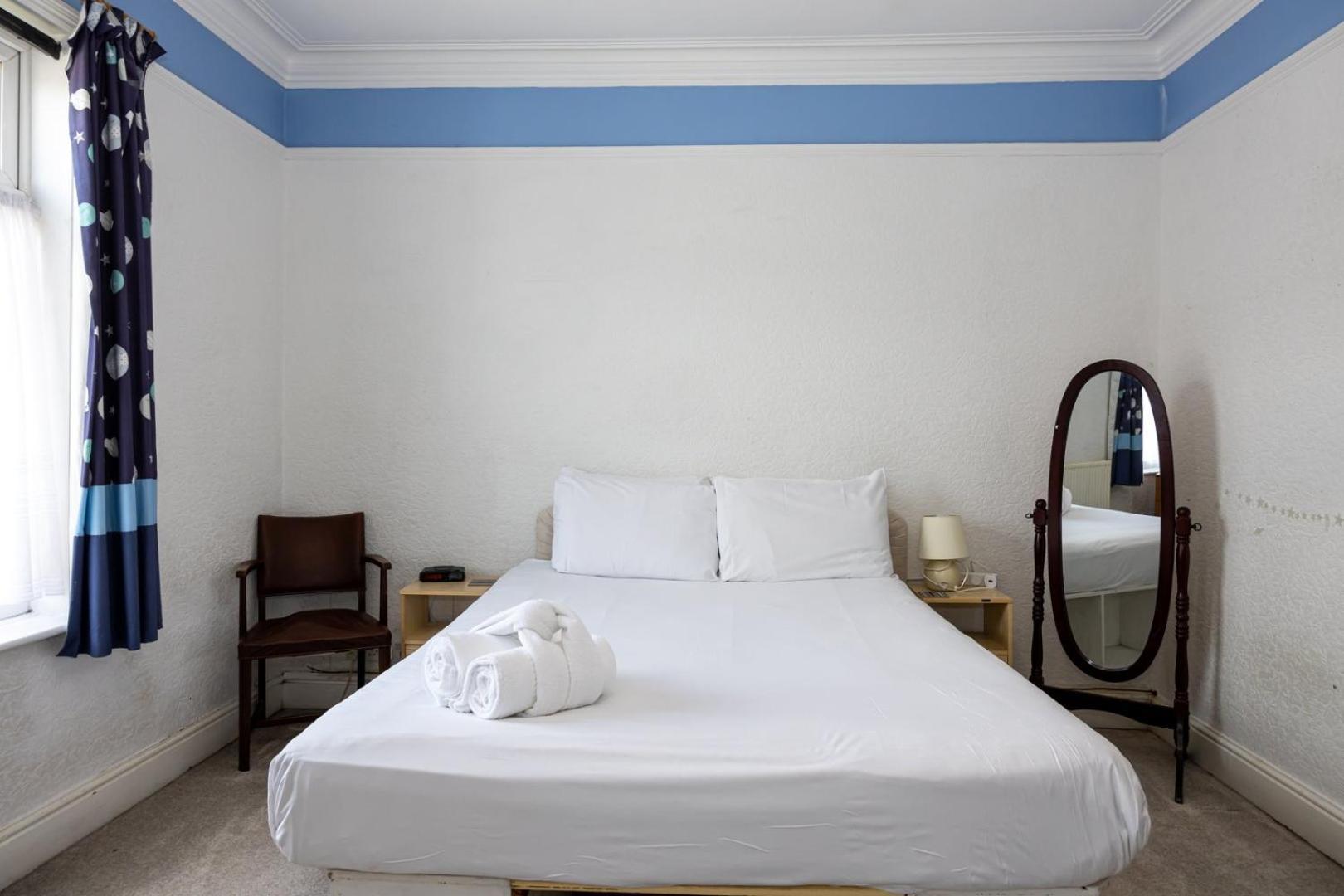 Guestready - Enchanting Life In Gorse Hill Μάντσεστερ Εξωτερικό φωτογραφία
